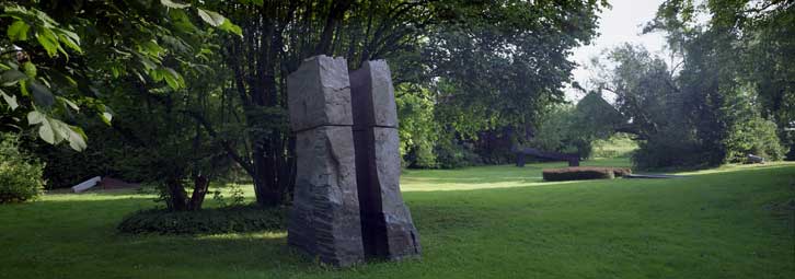 cumlosen skulptur garten